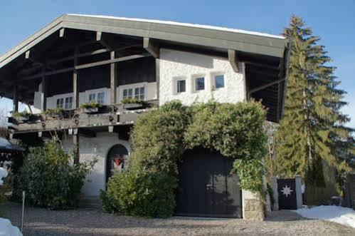Landhaus Am Plattenbichl - Luxus Apartment mit Privat-Pool und Sauna Oberstdorf Exterior foto